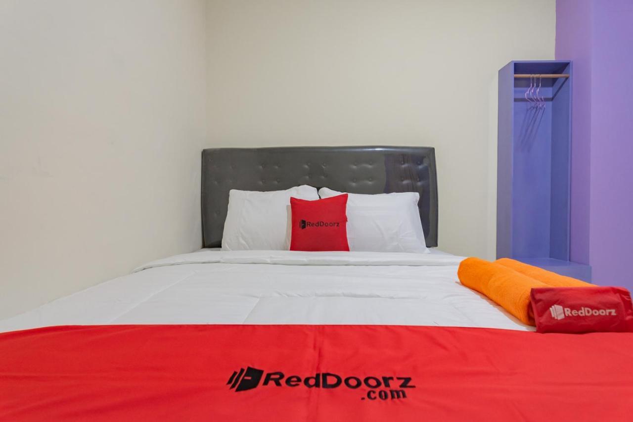 Reddoorz Near Trans Studio Bandung 3 Exterior foto